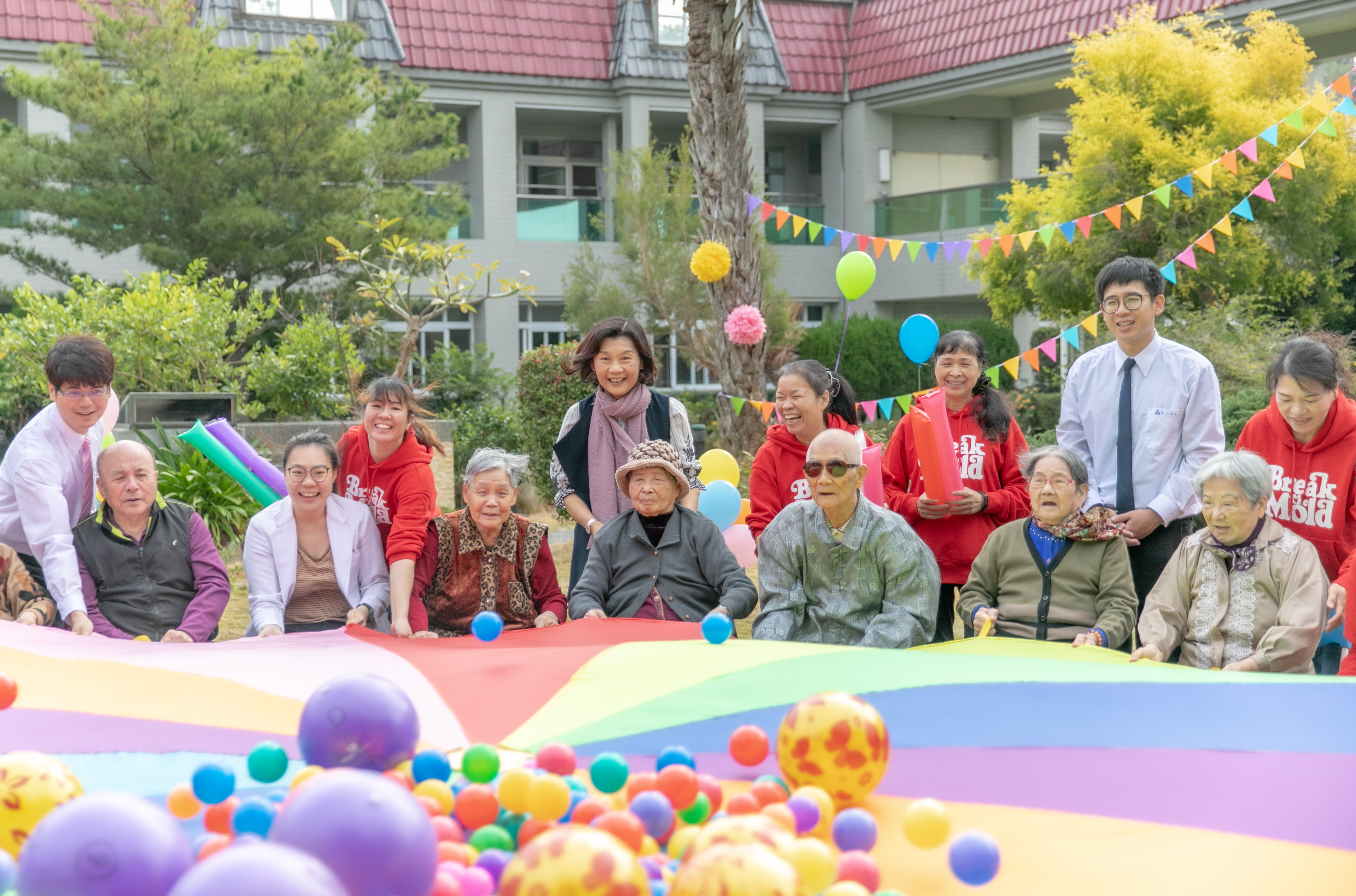 永信松柏園老人養護中心